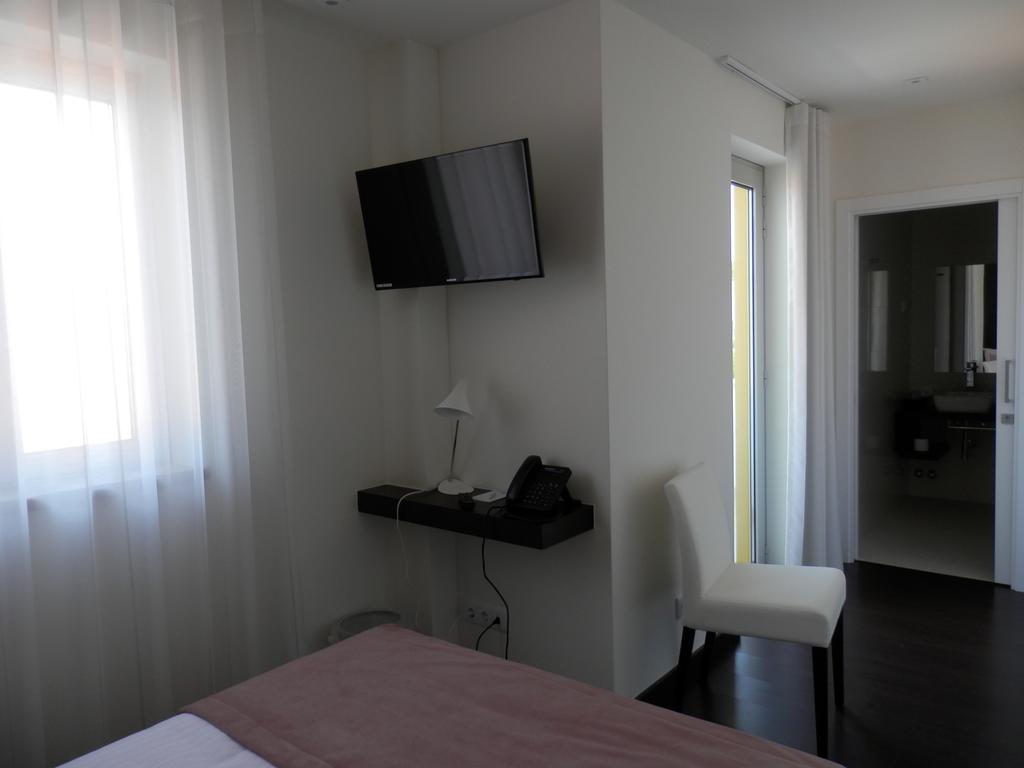Barquinha River House Вила-Нова-да-Баркинья Экстерьер фото